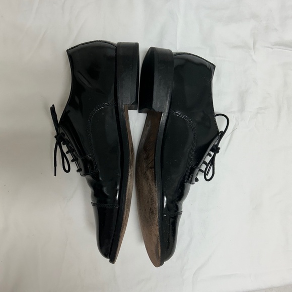 Bostonian Patent Leather Dress Shoe - Picture 3 of 5